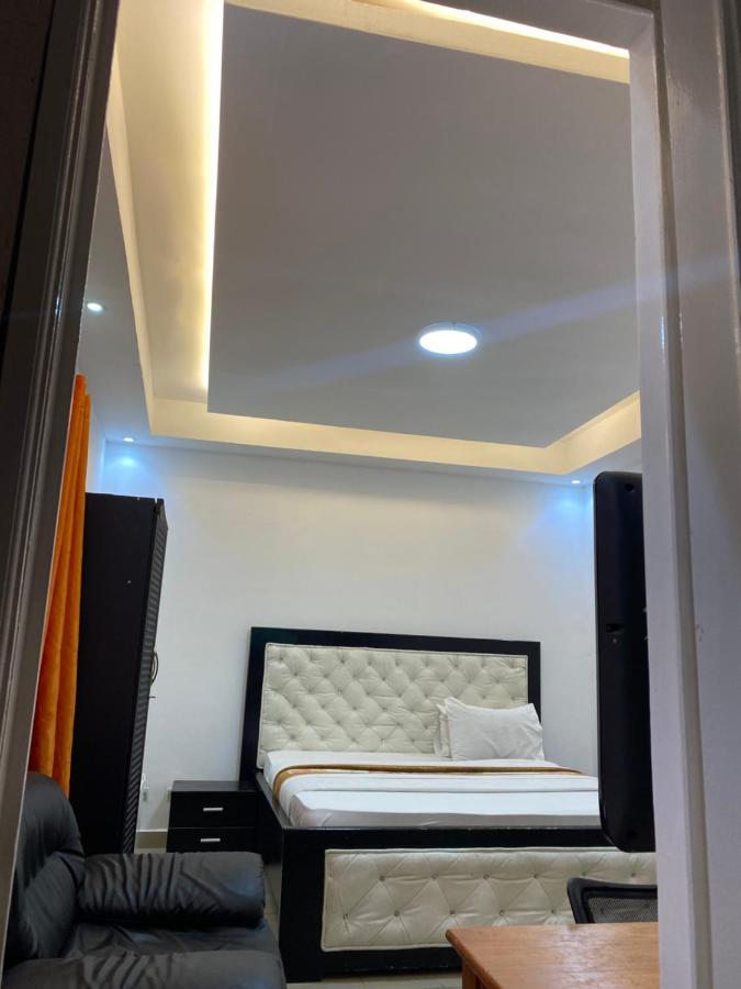 Hôtel victoria Brazzaville Buitenkant foto