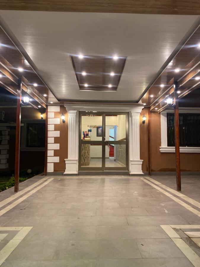 Hôtel victoria Brazzaville Buitenkant foto